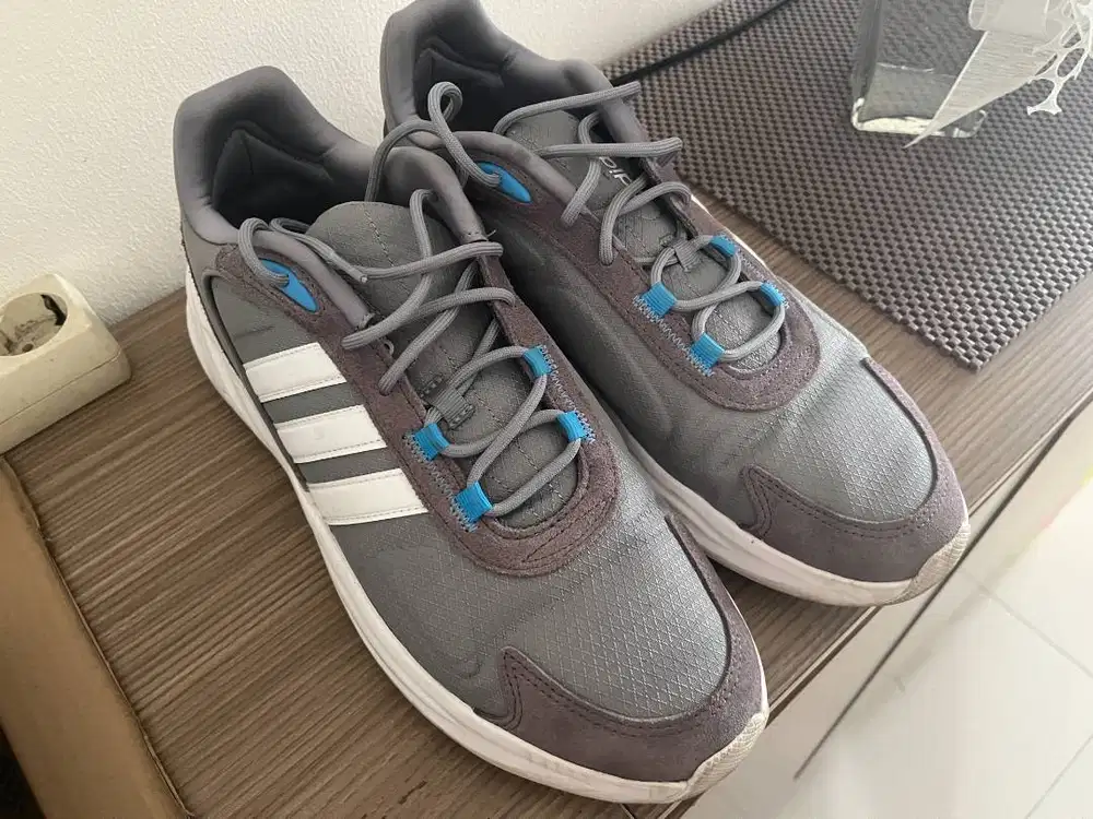 Adidas Ozelle Mulus Like new
