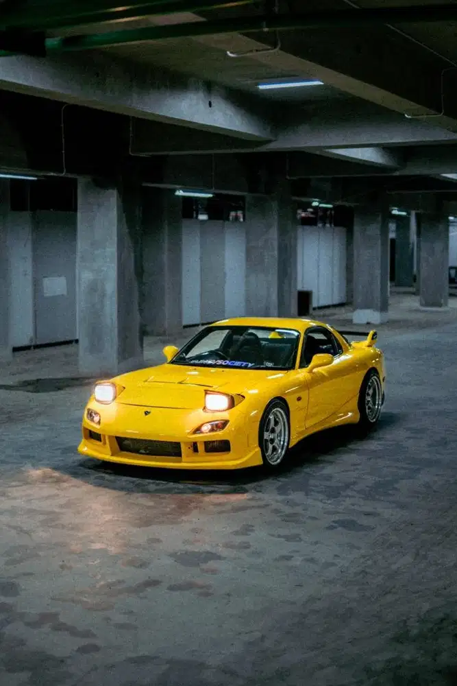 1997 Mazda Rx-7 Efini Full Paper