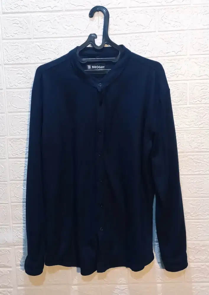 Kemeja dongker ori broguys size L