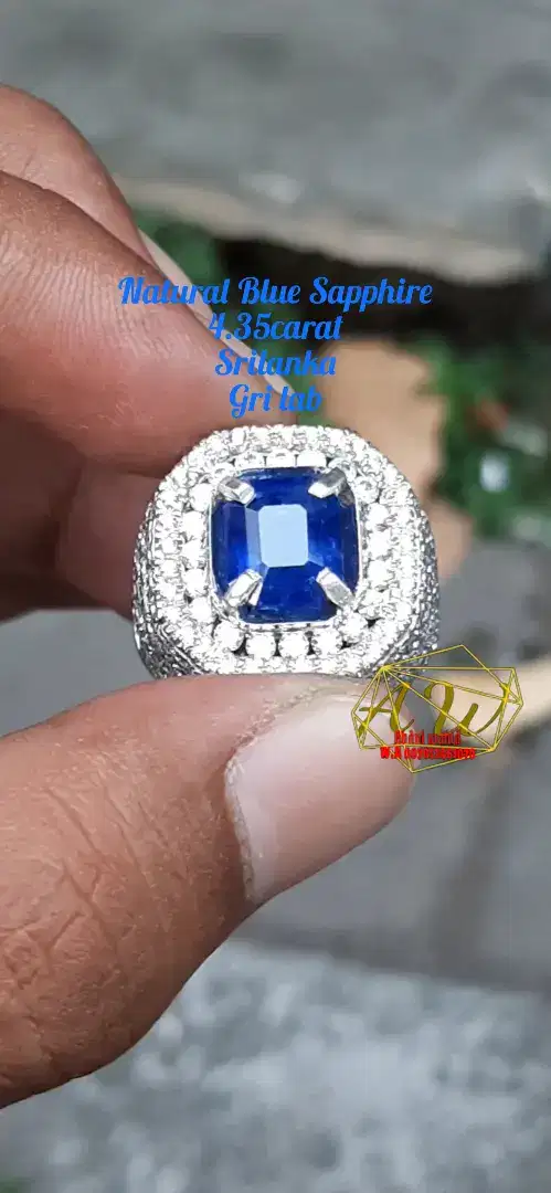 BLUE SAPPHIRE SRILANKA 4.35CARAT