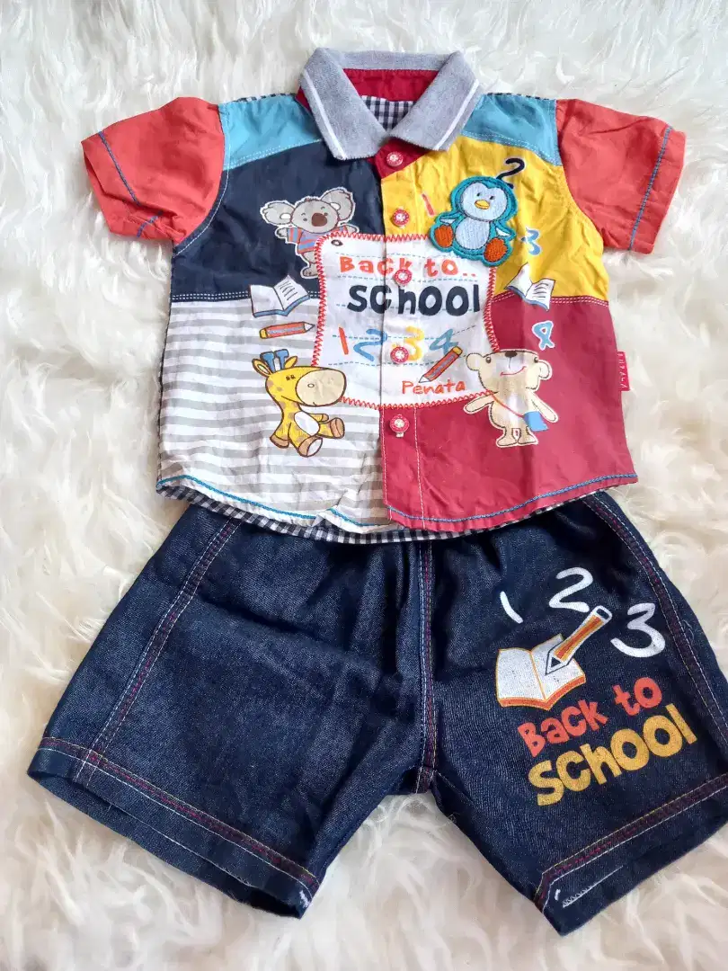 Baju bekas anak