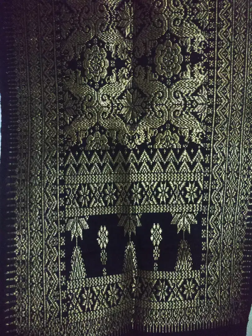 Selendang songket Palembang warna hitam