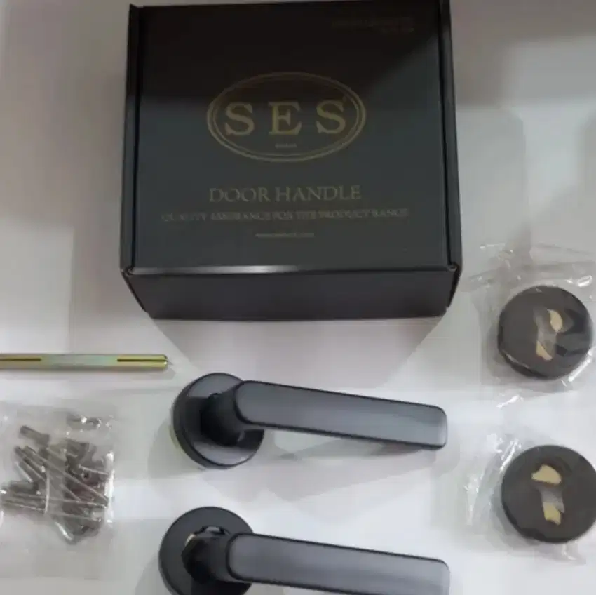 Kunci pintu set SES black series SS