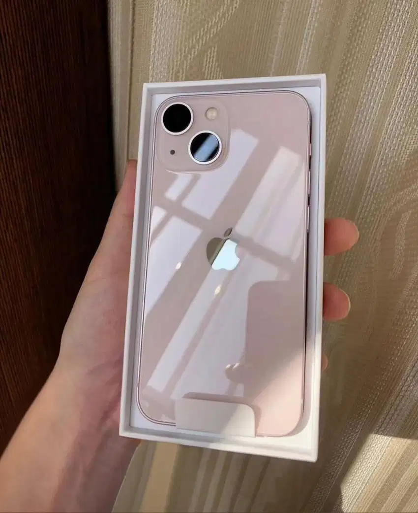 KREDIT IPHONE 13 Dp 0  FREE 1x sampai 2x Angsuran