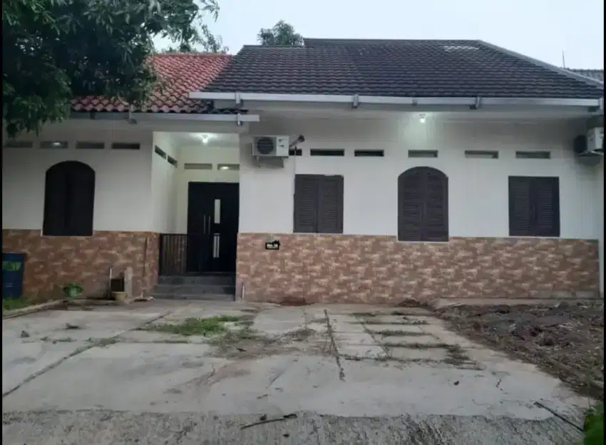 Dukuh Bima Rumah Siap Huni Di Jual Cepat Dengan Luas Tanah Besar