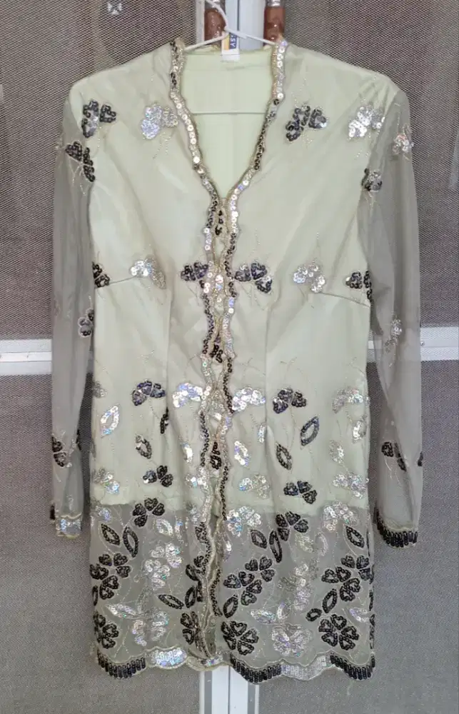 Kebaya mewah pake Payet