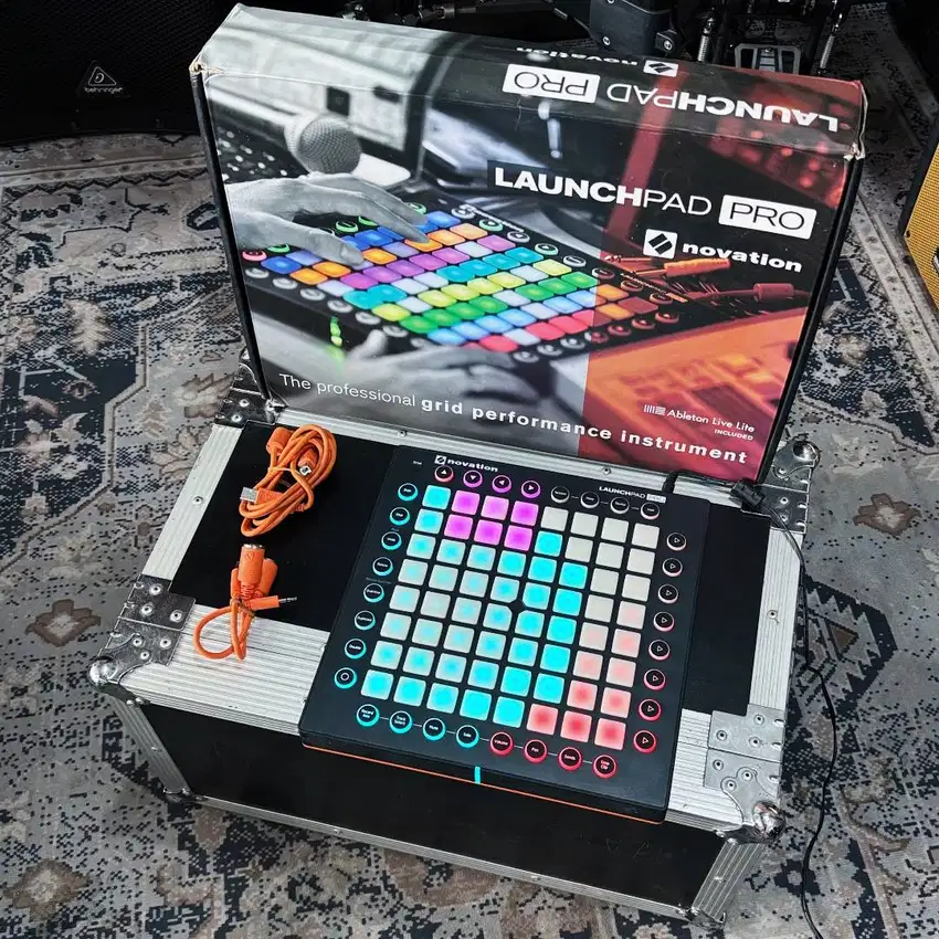 BILLY MUSIK - Novation Launchpad Pro Mk2 Pad USB MIDI Controller - Ful