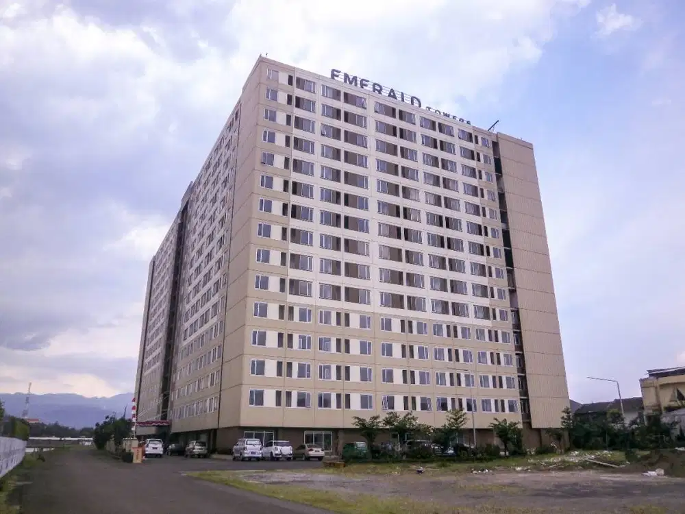 Apartemen Buah Batu Bandung, Cukup bawa koper Siap Huni Full Furnish