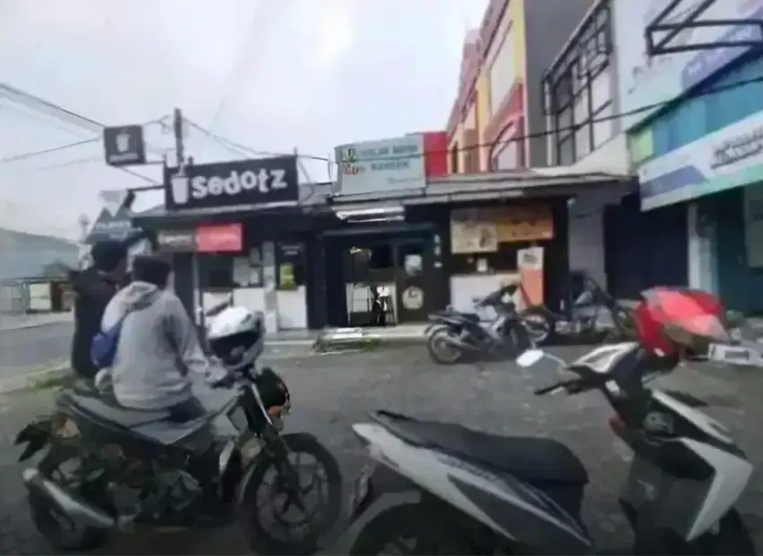 Sewa kios semeru dkt yasmin