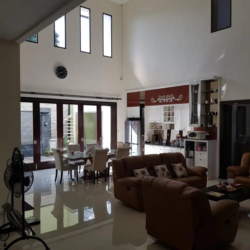 FOR SALE – RUMAH MEWAH SIAP HUNI (Galaxy Bumi Permai / ARAYA 1)