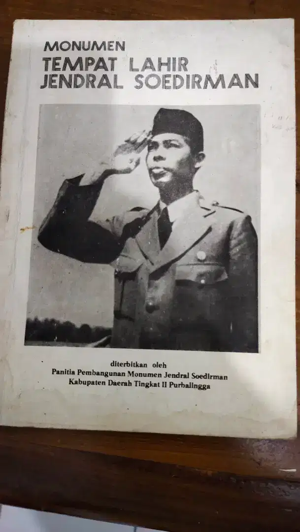 Buku tempat lahirnya jendral sudirman original vintage 90s