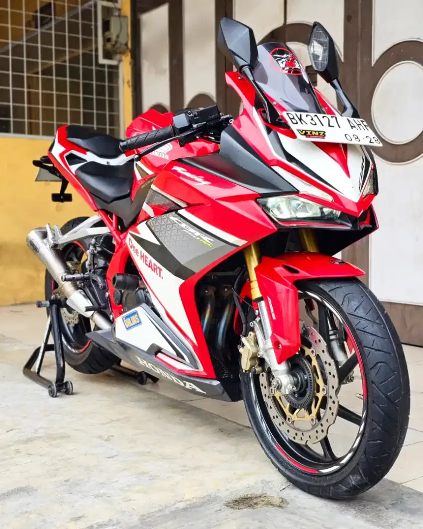 Honda CBR250RR / CBR 250RR ABS 2018, Warna Favorit Red Premium Metalic