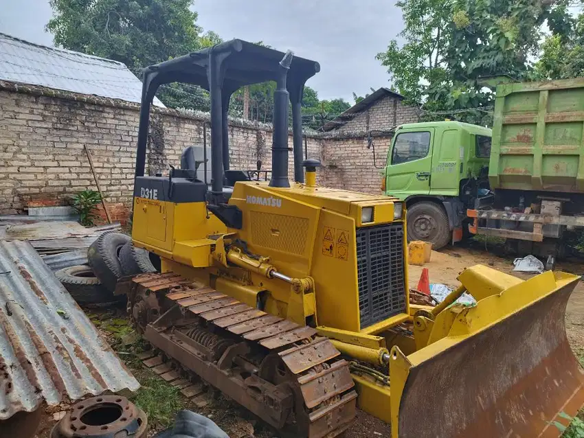 Bulldozer Komatsu D31