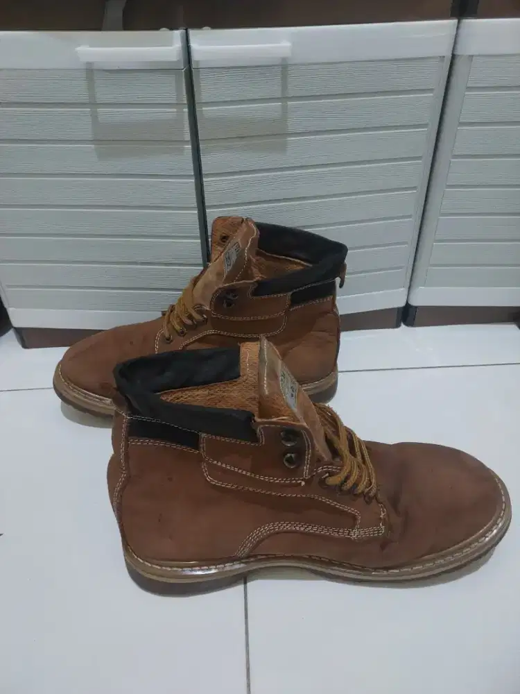 Sepatu boots size 45 kulit joss ultimate