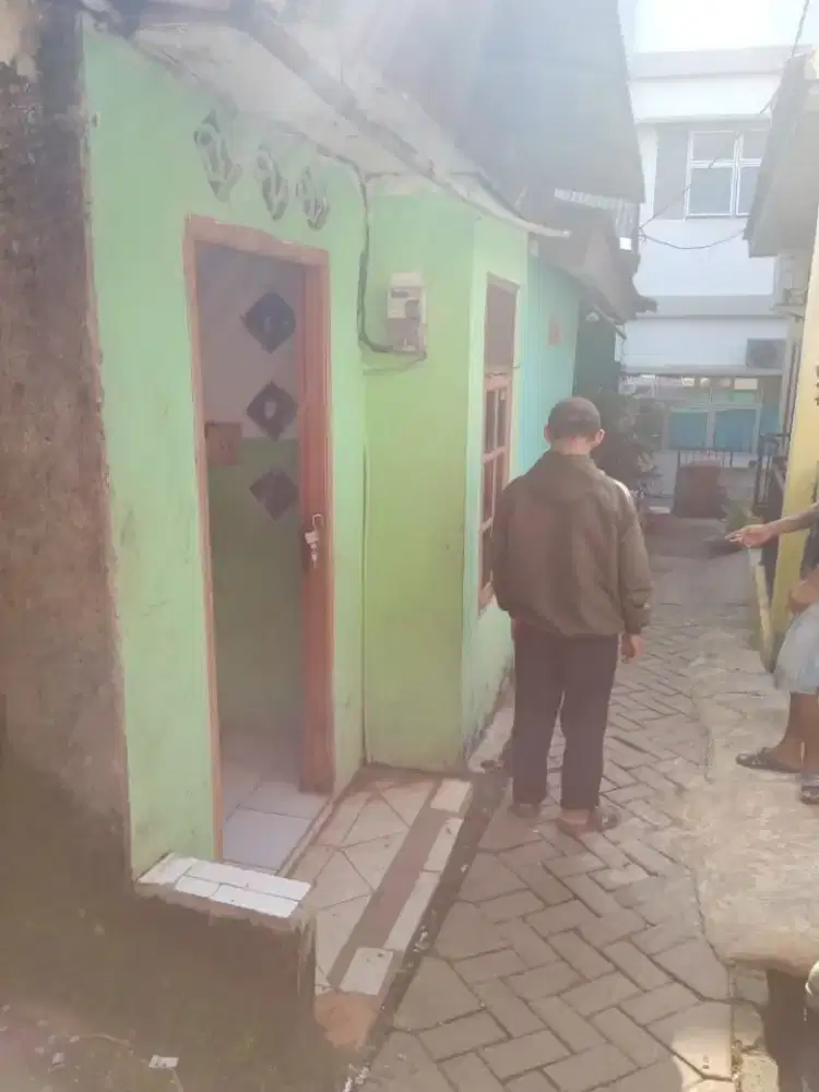 dijual kontrakan rumah petak dekat bunderan unpam pamulang