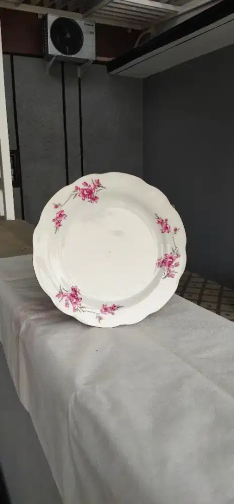 Paketan Piring Ceper Keramik China Bunga Pink 18 Bh
