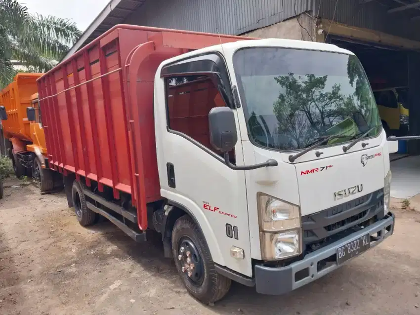 Isuzu NMR euro 2 thn 2022 bs kredit dp nego