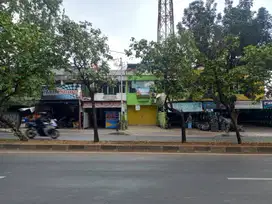 Radin Inten, Duren Sawit. Ruko 3 lt. Pinggir jalan raya