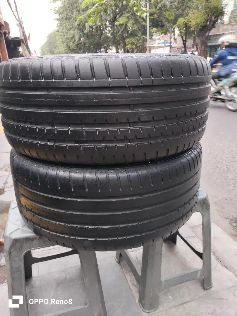 Mj ban 255/45/R18 Continental 2pcs mlus hub Wa gan