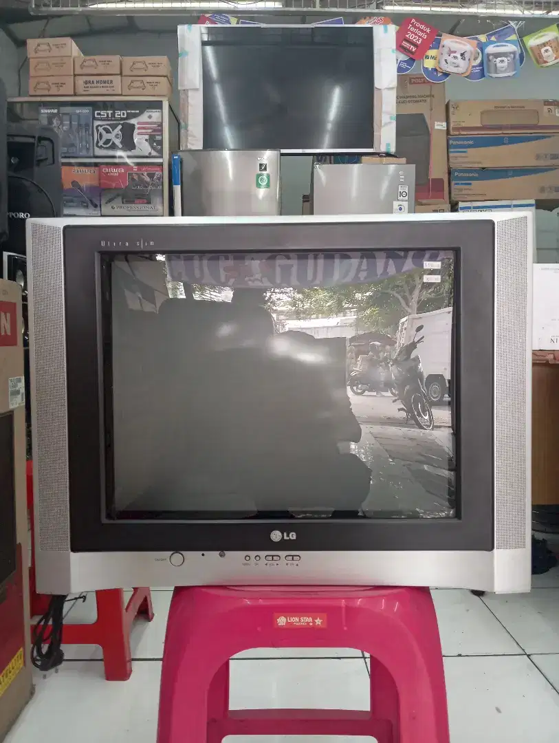 Tv tabung 21inch