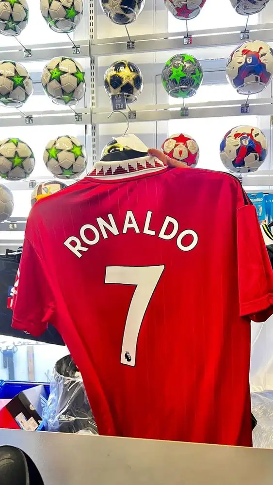 Jersey Manchester United RONALDO Original beli di UK