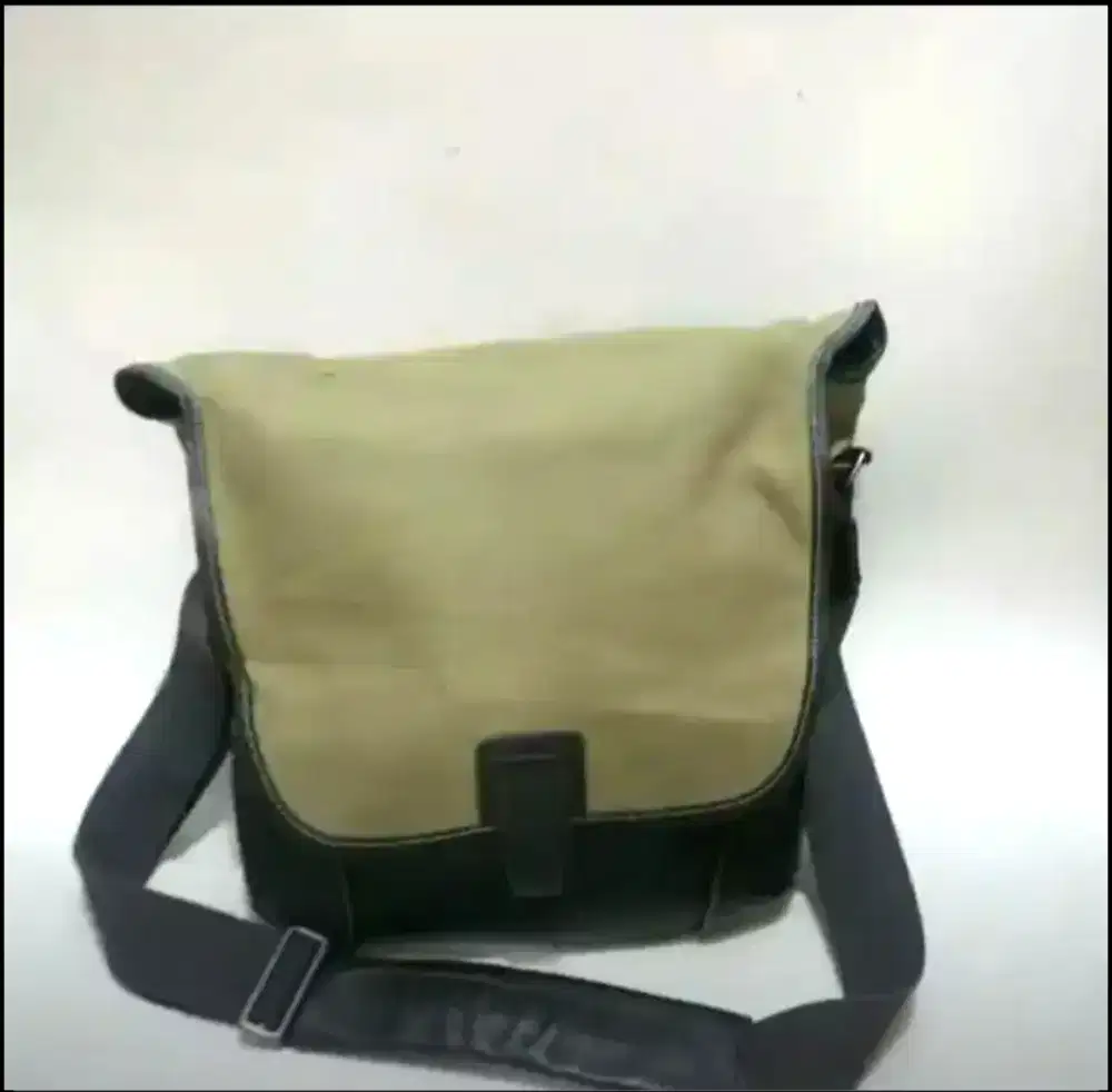 Slingbag pria Dunhill