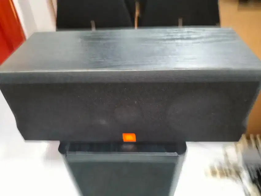 Speaker Center JBL