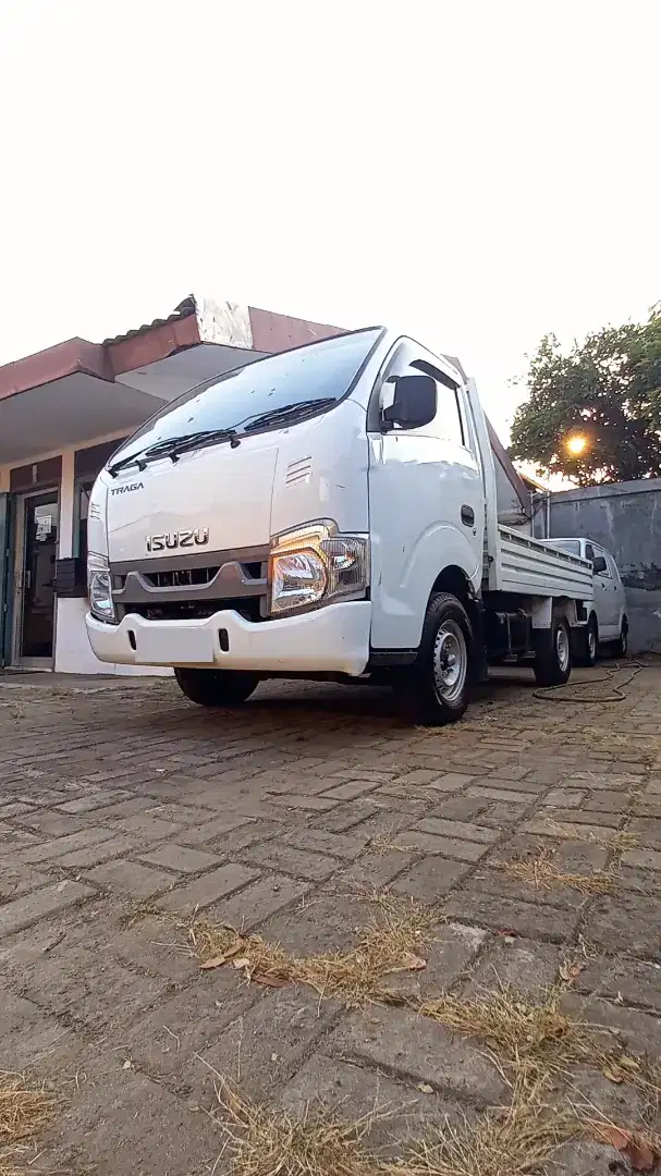 [KM4RBAN-2023] BEBAS GANJIL GENAP TRAGA ISUZU pu bak pick up putih box