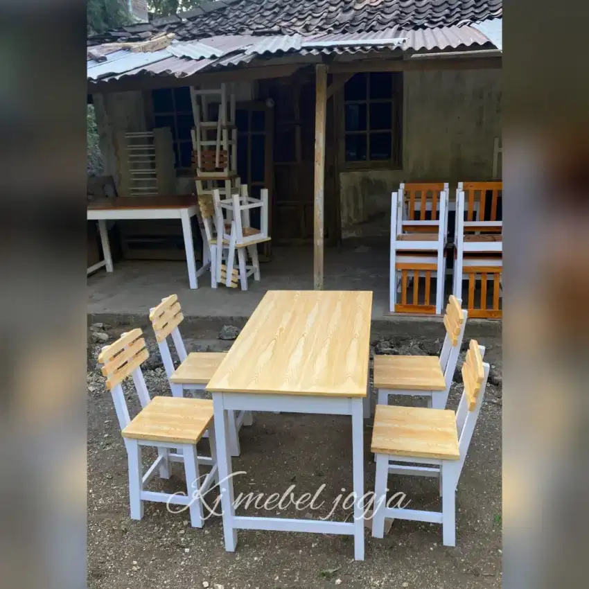 Meja kursi set cafe resto