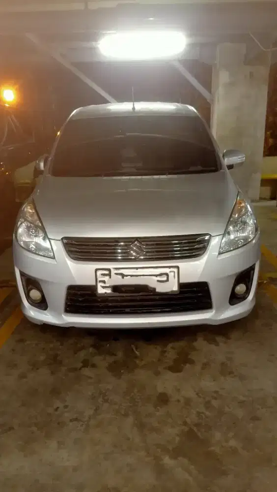 Suzuki Ertiga Matic GX 1,4 AT 2015 silver irit & ekonomis
