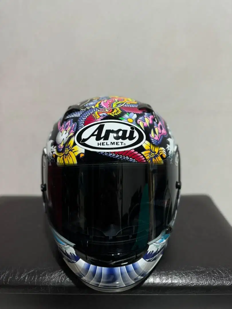 Helm Arai Oriental RX-Q