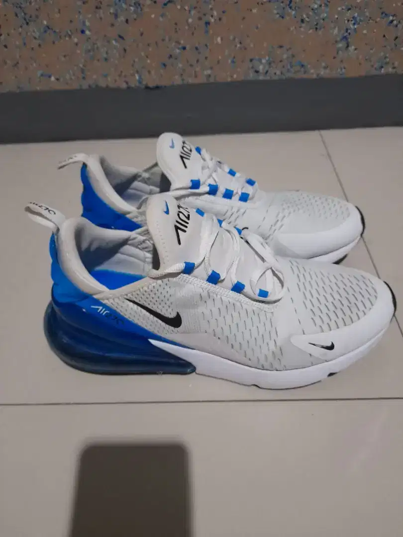 DIJUAL SEPATU NIKE AIR MAX SERI 270 ORIGINAL LIKE NEW
