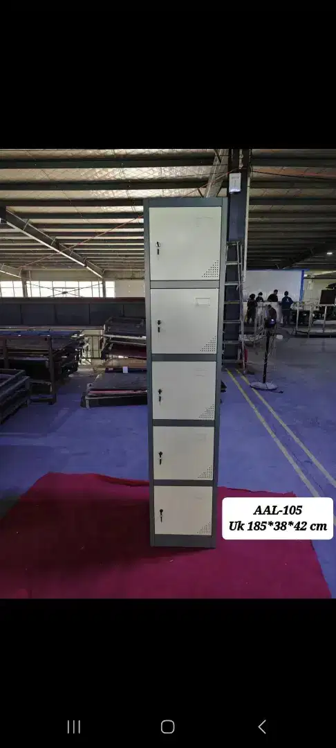 Loker besi 5 pintu