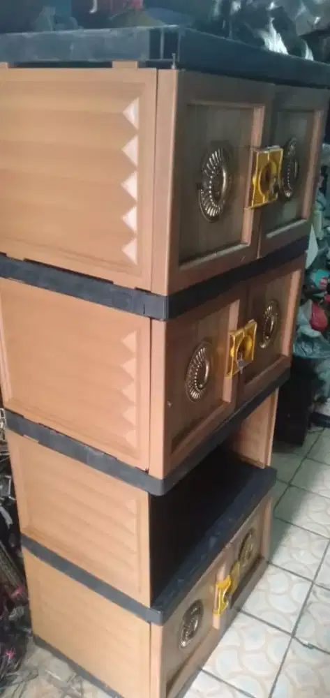 Cocok utk di taruh di kmr tdr anda lemari 4 susun jumbo kond bgs utuh