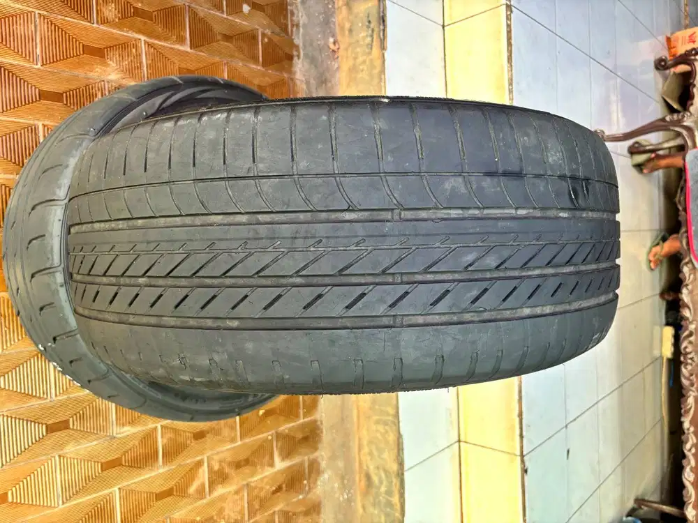 Ban Goodyear Eagle F1 RFT 1pcs 255 50 r19 1pcs