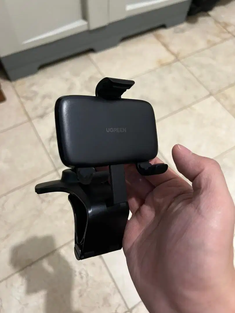 Second Car Smarphone Stand UGREEN