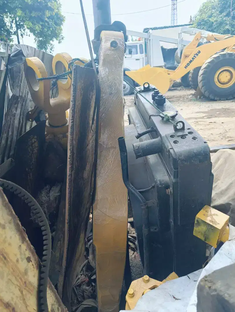 Equalizer D85ESS-2 Komatsu