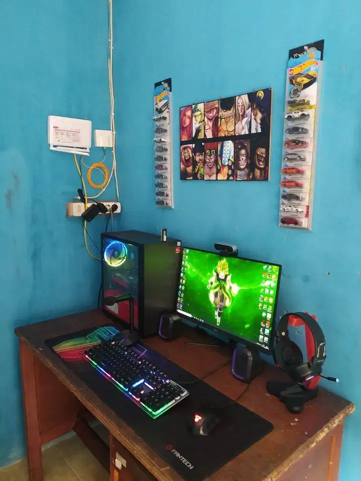 PC GAMING KOMPUTER GAMING