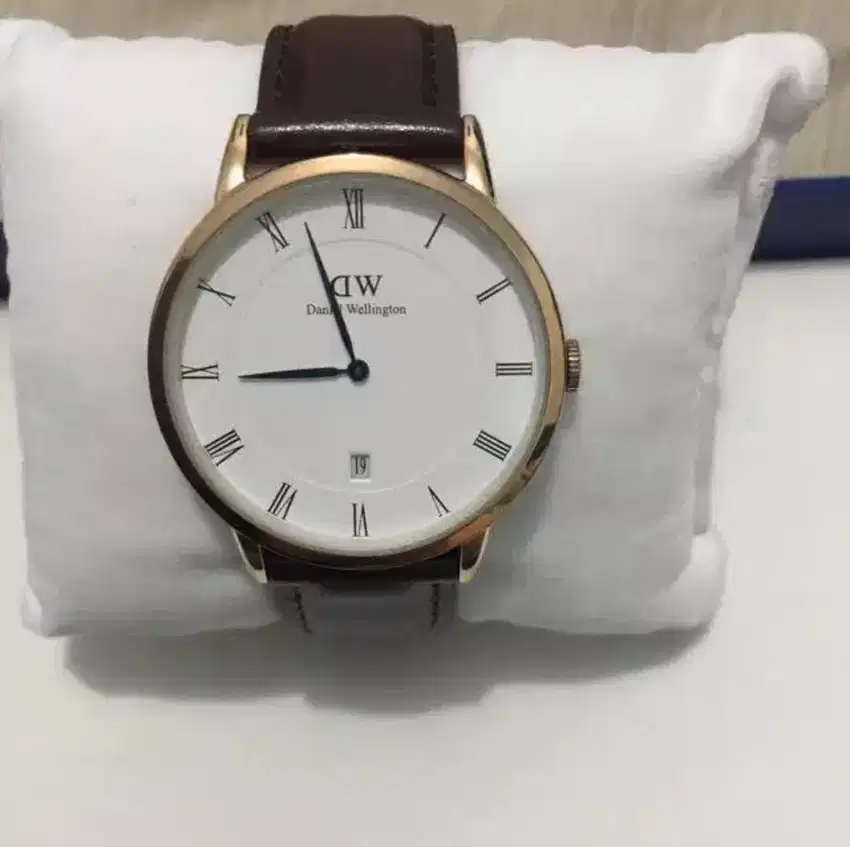 Jam tangan DW seri dapper