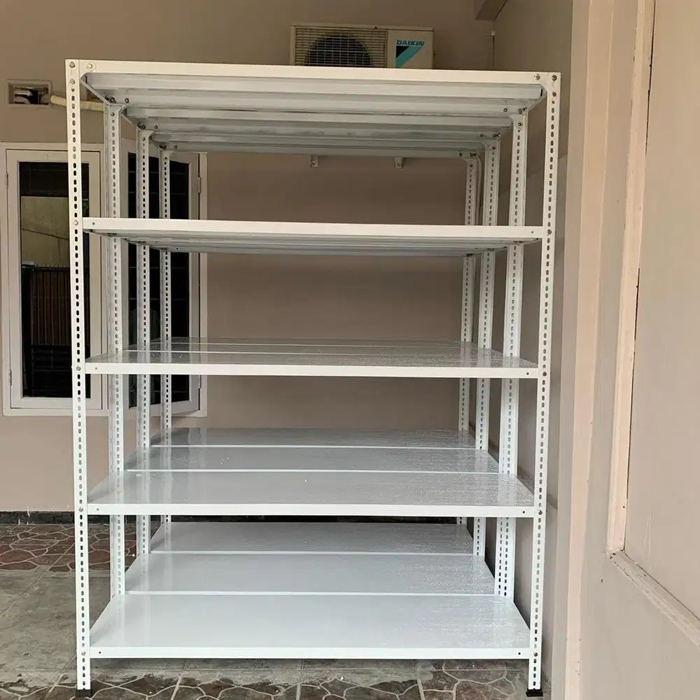Rak besi sebaguna  150x40x200