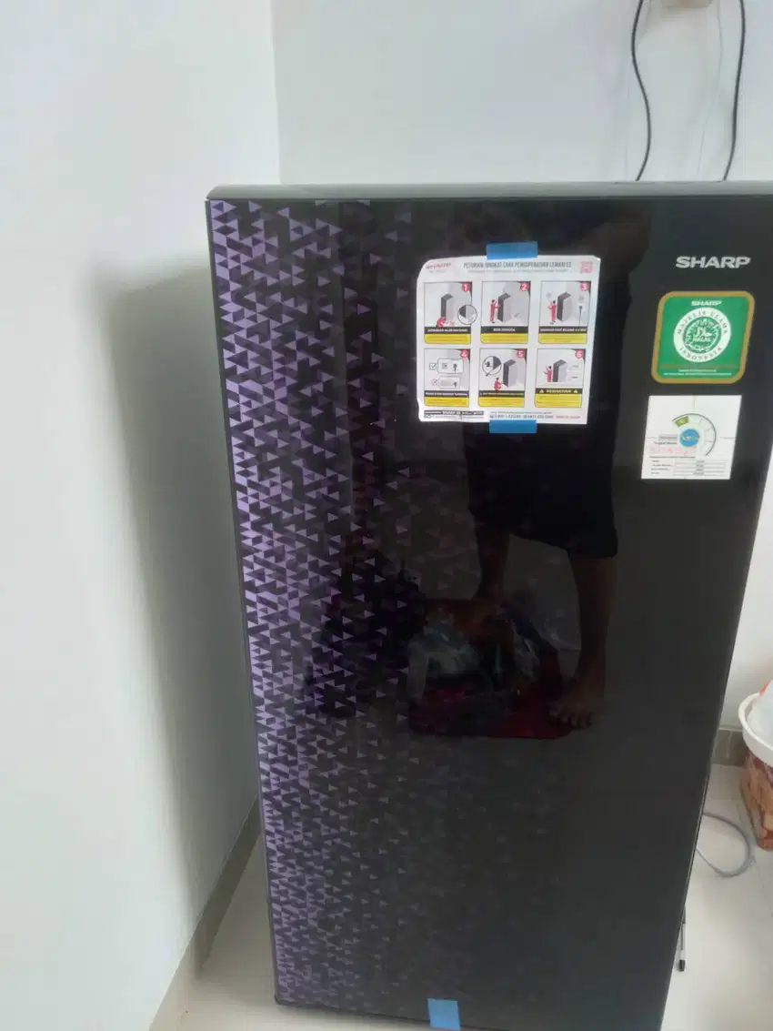 Kulkas dan Freezer SHARP