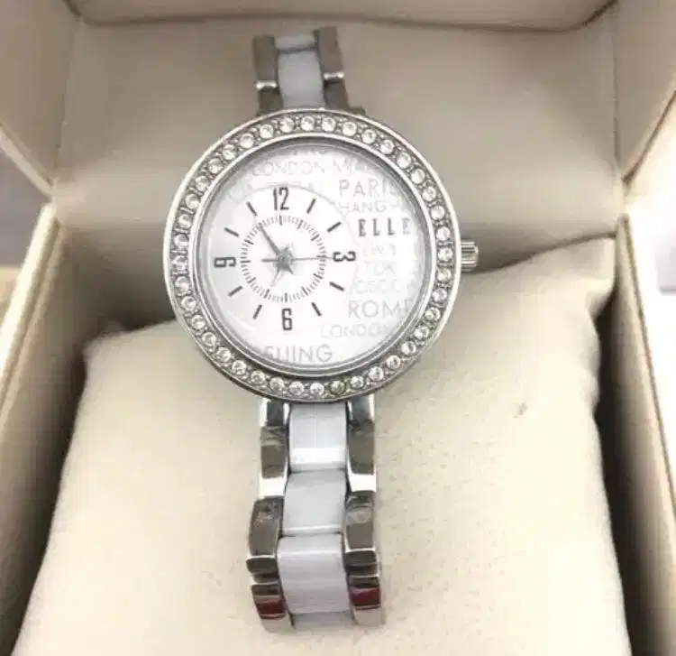 Jam tangan wanita elle