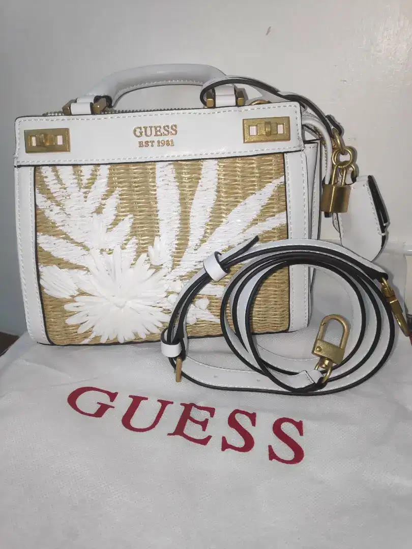 Tas Sling Guess Original Store