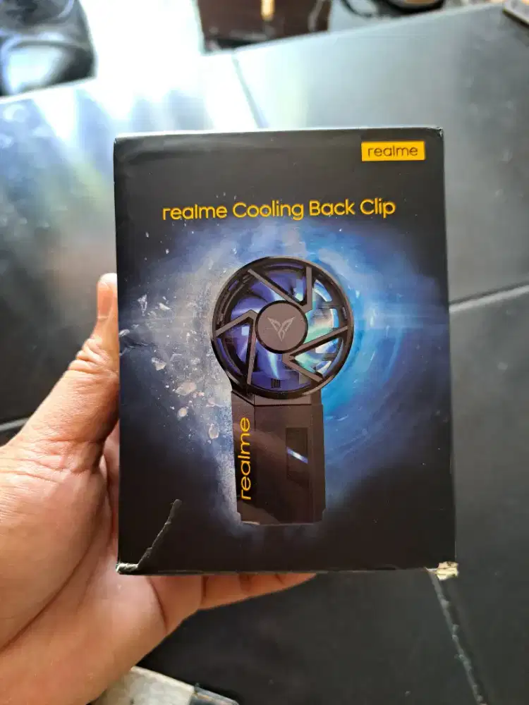 Realme Colling Back Flip