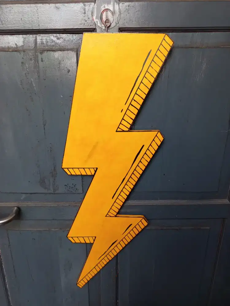 Dekorasi Petir Flash Gaya Kartun Pop Art Bahan Multiplek