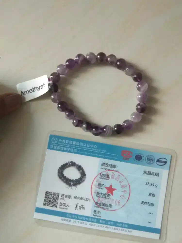 Gelang batu giok ungu