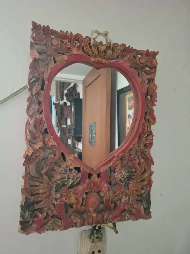 Kaca cermin kayu antik warna warni