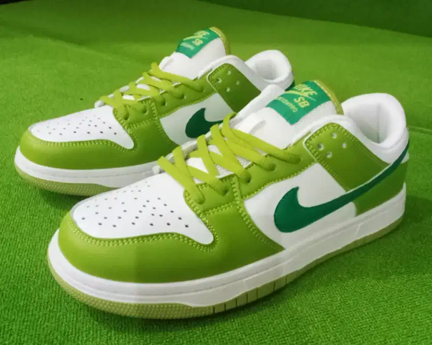 SEPATU NIKE SB DUNK GREEN APPLE