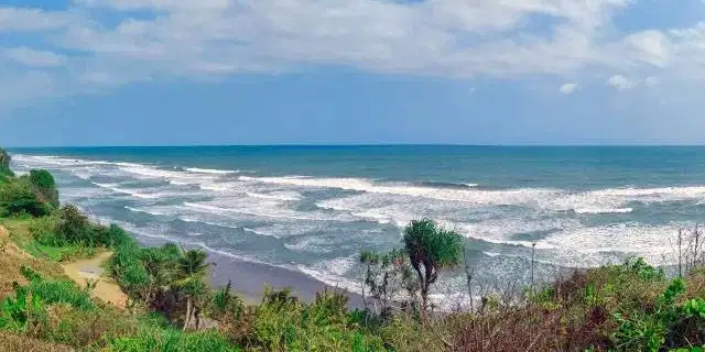 Tanah Strategis di Pantai Karang Potong