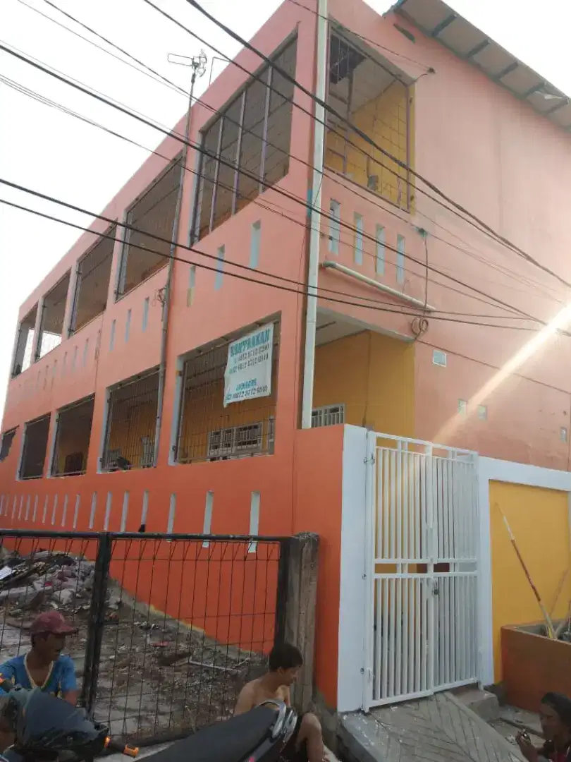 KONTRAKAN BULANAN RUMAH NYAMAN & STRATEGIS KHUSUS  MUSLIM
